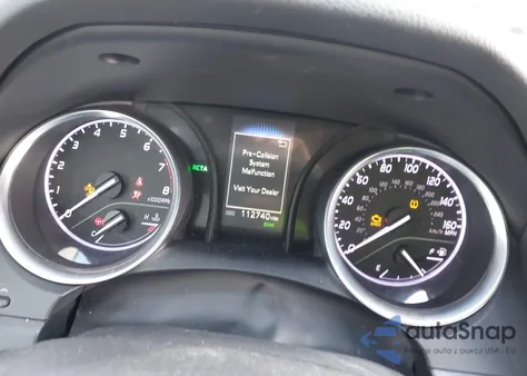 2018 Toyota Camry Le z USA, uszkodzony, nr VIN 4T1B11HK5JU080886